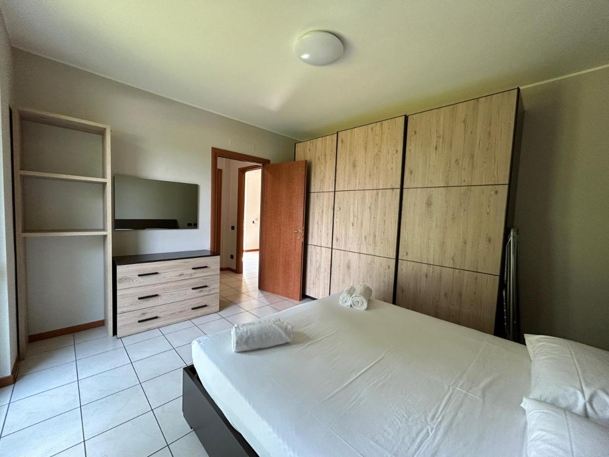 Appartamento Mimosa - Immobili E Soluzioni Rent Brembate Buitenkant foto