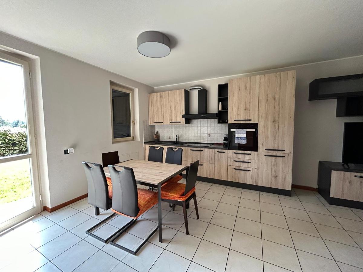 Appartamento Mimosa - Immobili E Soluzioni Rent Brembate Buitenkant foto
