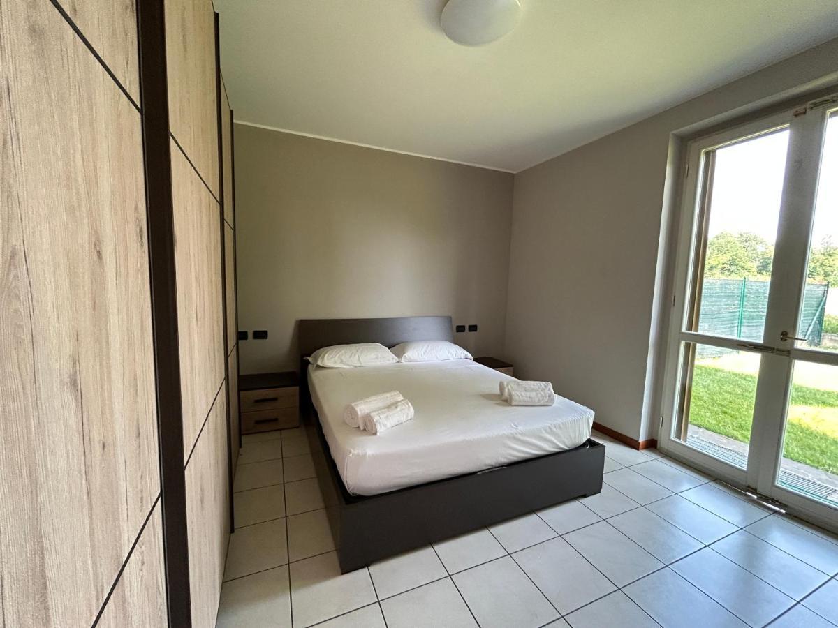 Appartamento Mimosa - Immobili E Soluzioni Rent Brembate Buitenkant foto