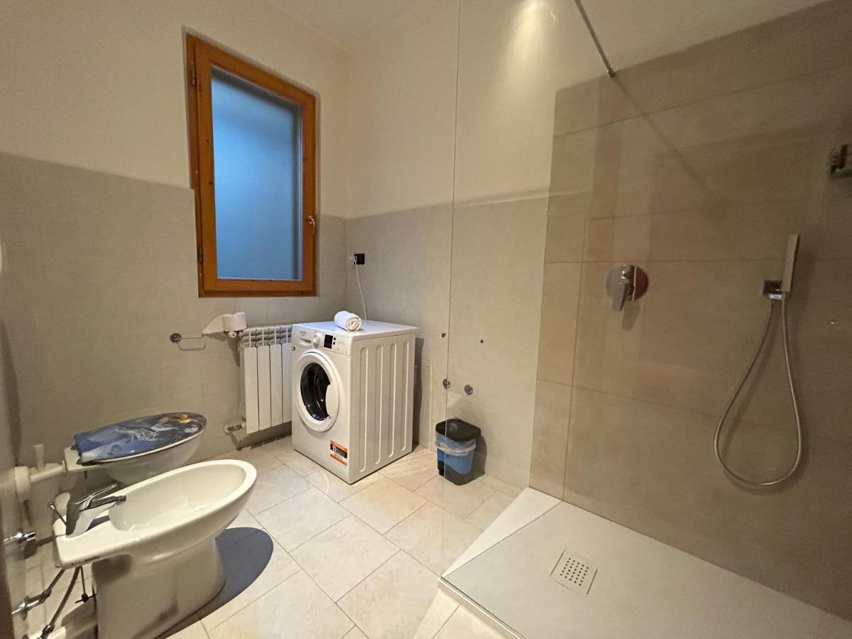Appartamento Mimosa - Immobili E Soluzioni Rent Brembate Buitenkant foto